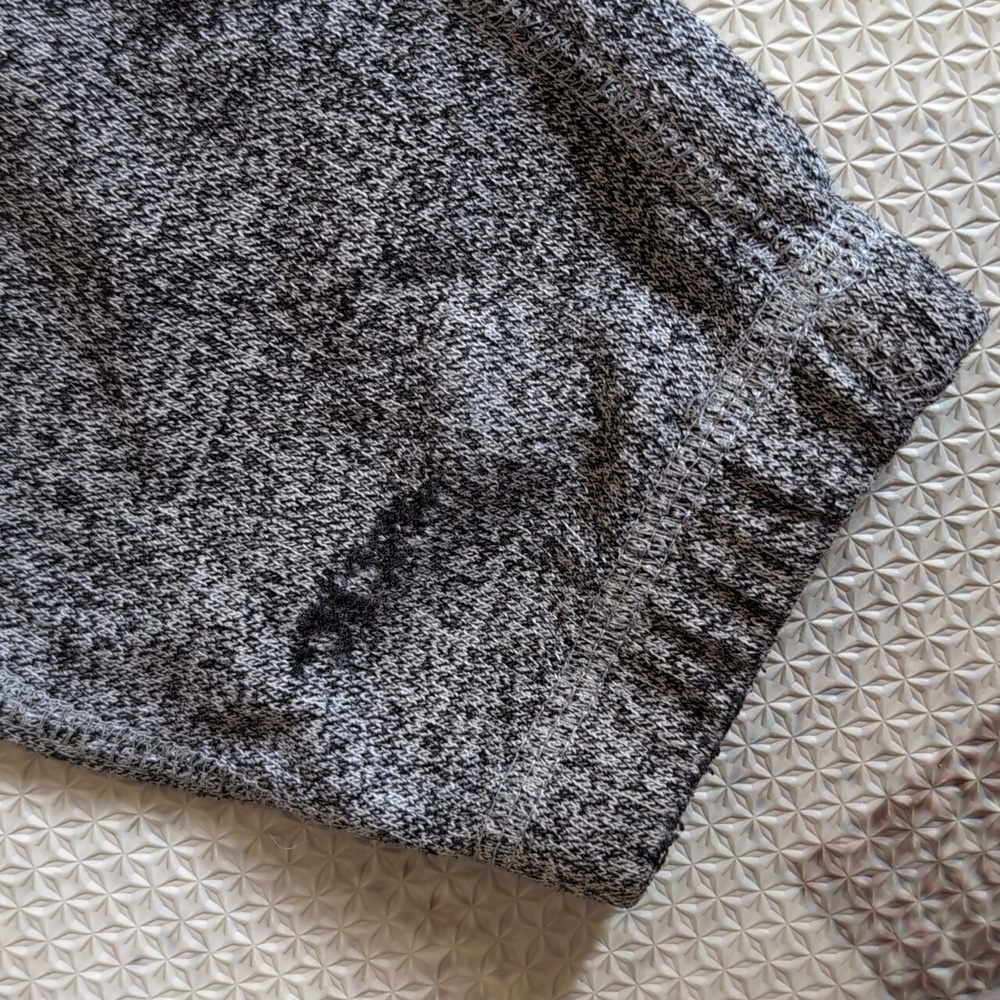 Roots Sweatshirt And Sweatpants Size 2T - Picture 6 of 7